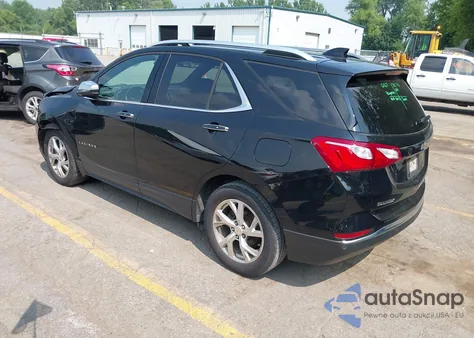2018 Chevrolet Equinox Premier z USA, uszkodzony, nr VIN 2GNAXVEV3J6239544